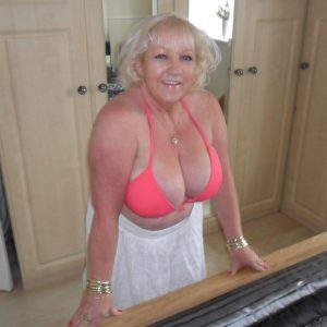 Hélène - rencontre-MILF-Rennes