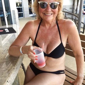 La rigueur féminine de Marseille Dominique - rencontre