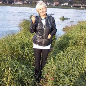 Toi, le mec de Cagnes-sur-Mer qui a un lit confortable ? Elsa - rencontre-MILF-Cagnes-sur-Mer