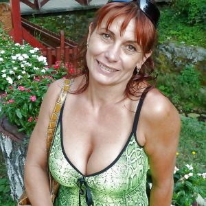 Putain cette série m’a laissée vide Laëtitia - rencontre-MILF-Nice